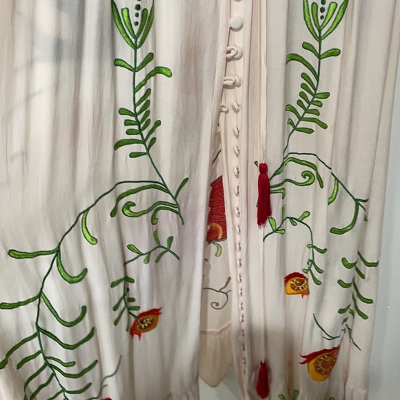 Frilly Boo Maxi - Picture 4 of 9